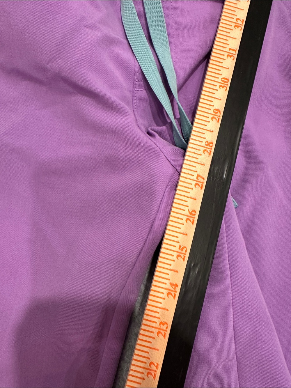Figs Women’s Scrub Jogger in Lavender/purple - Picture 5 of 6